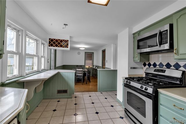 149 South Huxley Drive, Cheektowaga, NY 14225