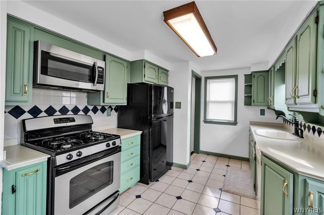 149 South Huxley Drive, Cheektowaga, NY 14225