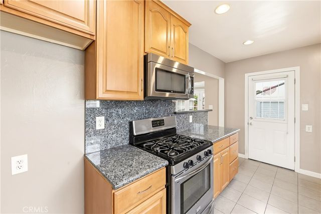 4537 Lakewood Boulevard, Lakewood, CA 90712