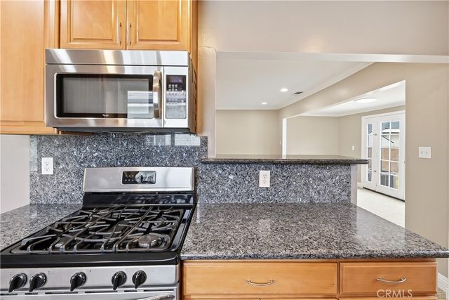 4537 Lakewood Boulevard, Lakewood, CA 90712