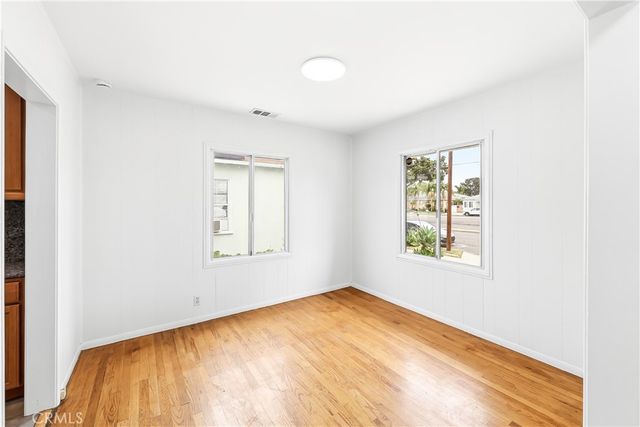 4537 Lakewood Boulevard, Lakewood, CA 90712