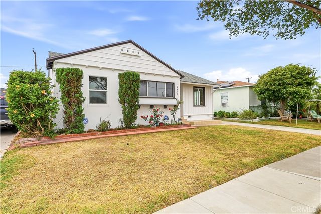 4537 Lakewood Boulevard, Lakewood, CA 90712