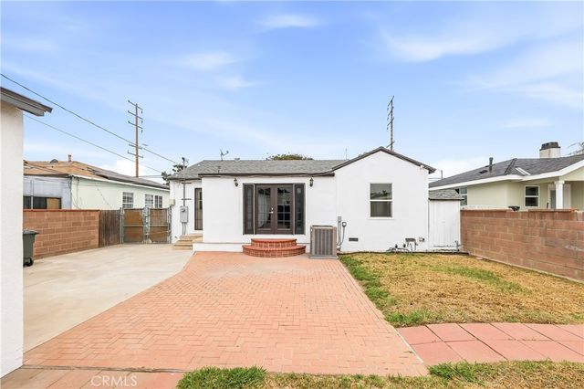 4537 Lakewood Boulevard, Lakewood, CA 90712