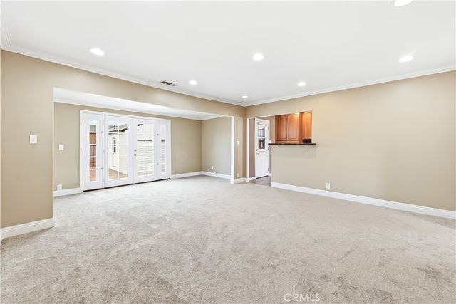 4537 Lakewood Boulevard, Lakewood, CA 90712