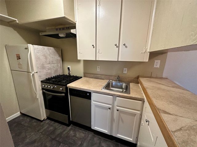 2022 Branard Street 5, Houston, TX 77098