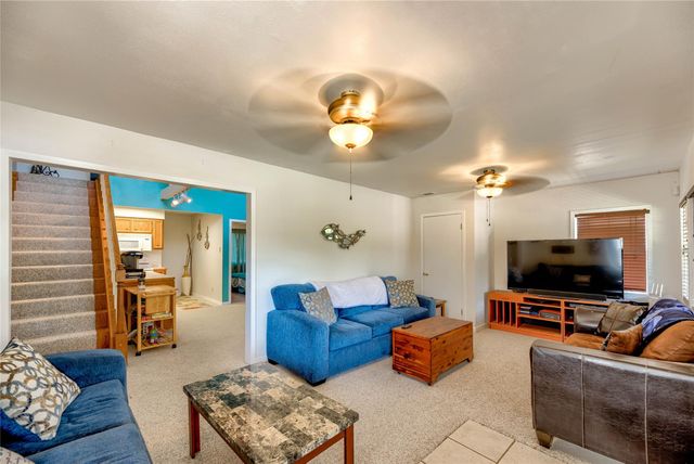278 Shelter Cove Drive, Livingston, TX 77351