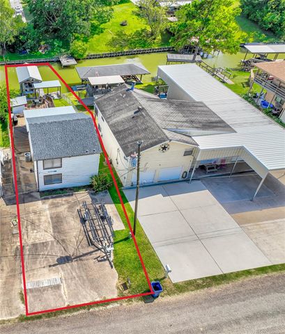 278 Shelter Cove Drive, Livingston, TX 77351