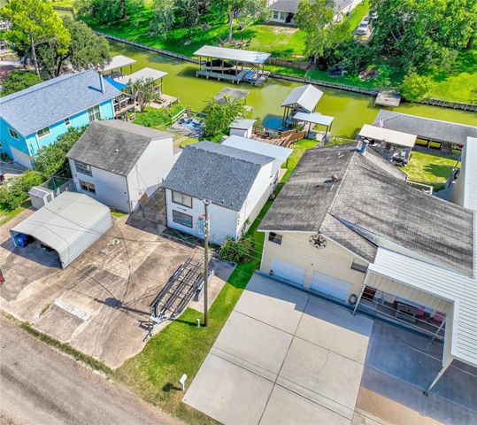 278 Shelter Cove Drive, Livingston, TX 77351