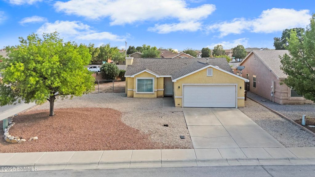 2849 Carretas Court, Las Cruces, NM 88007