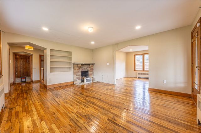 202 E Georgia Ave, Connellsville, PA 15425