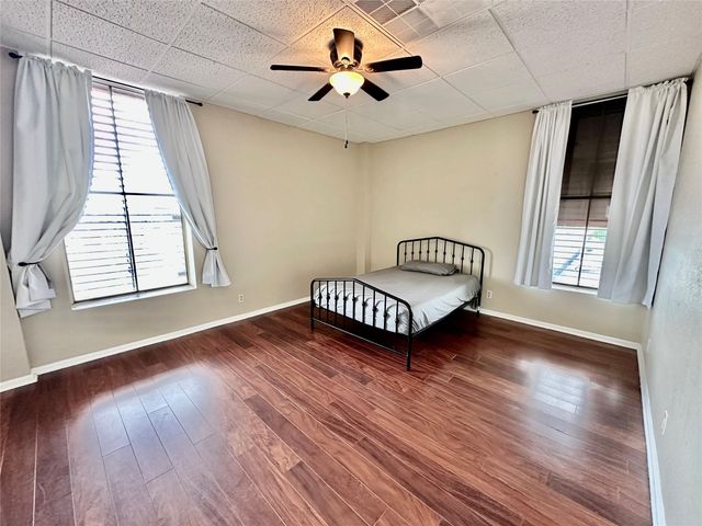 801 6th Street N 301, Texas City, TX 77590