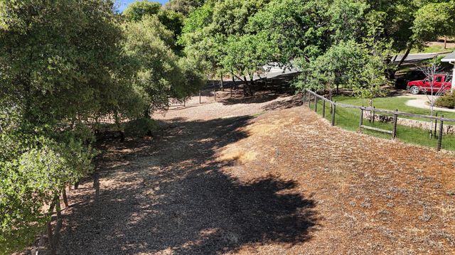 2101 Gravel Gulch Ct, Cool, CA 95614