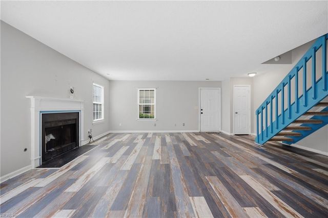 944 Gas Light LN, Virginia Beach, VA 23462