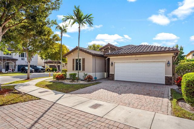 15154 SW 118th St, Miami, FL 33196