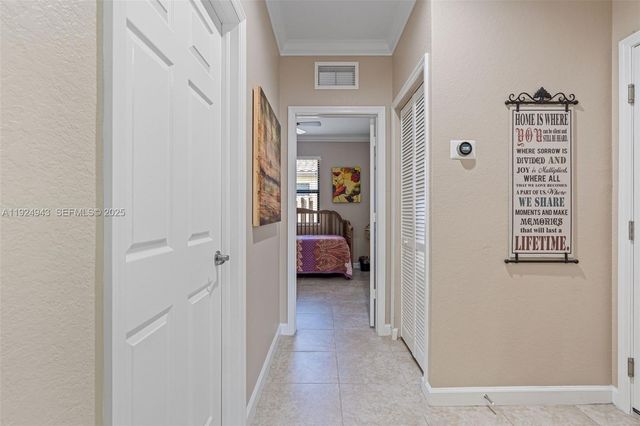 15154 SW 118th St, Miami, FL 33196