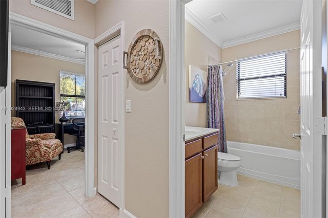 15154 SW 118th St, Miami, FL 33196