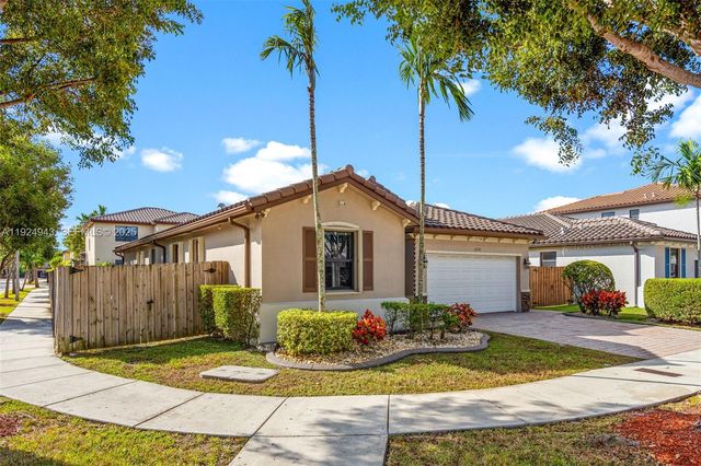 15154 SW 118th St, Miami, FL 33196