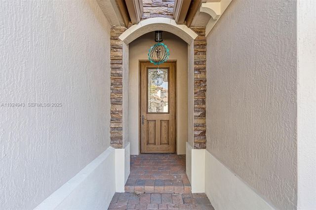 15154 SW 118th St, Miami, FL 33196