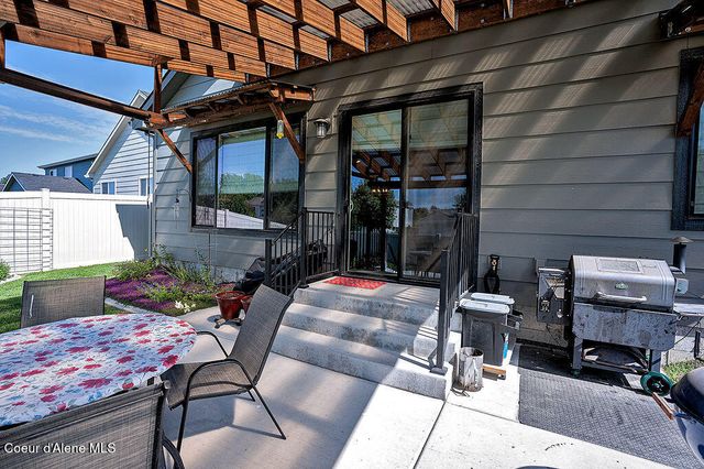 2052 W Bernard DR, Coeur D'alene, ID 83815