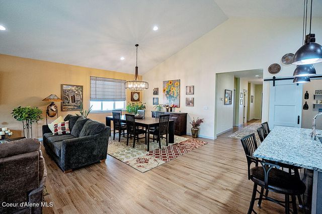 2052 W Bernard DR, Coeur D'alene, ID 83815