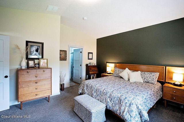 2052 W Bernard DR, Coeur D'alene, ID 83815