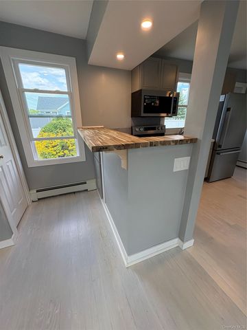 717 6th Street, West Babylon, NY 11704