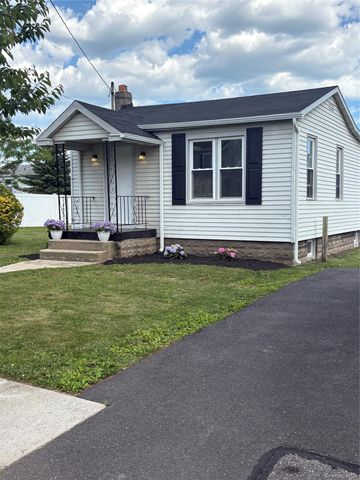 717 6th Street, West Babylon, NY 11704