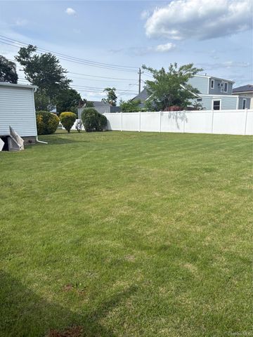 717 6th Street, West Babylon, NY 11704