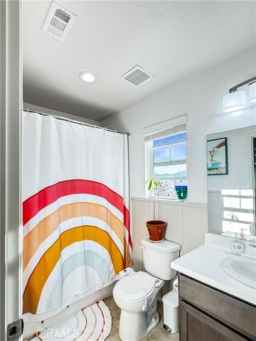 35341 White Camarillo Ln, Fallbrook, CA 92028