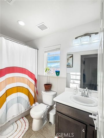 35341 White Camarillo Ln, Fallbrook, CA 92028