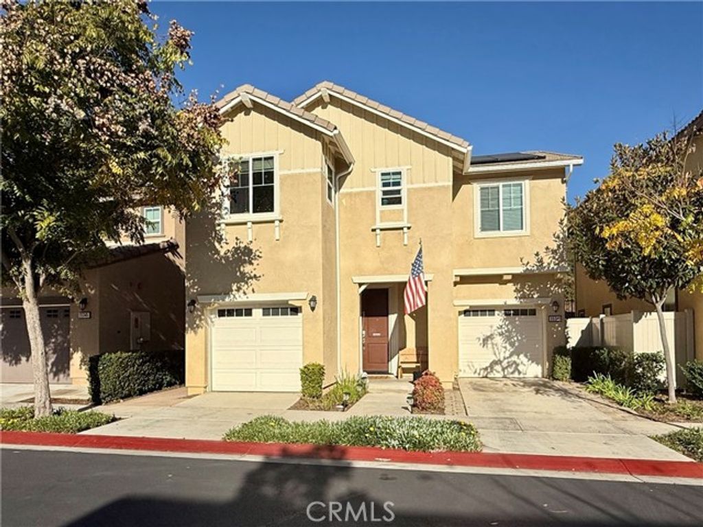 35341 White Camarillo Ln, Fallbrook, CA 92028
