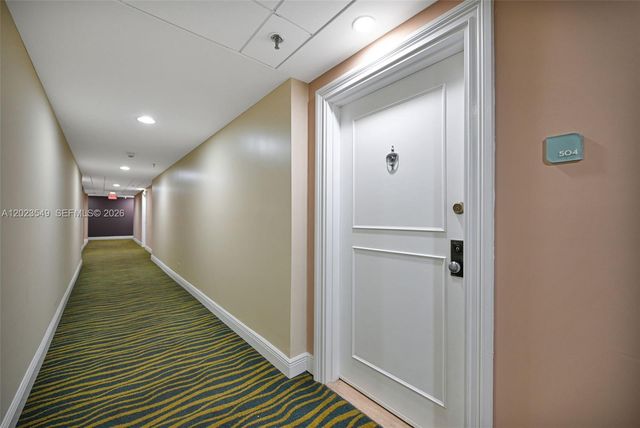 2401 Collins Ave 504, Miami Beach, FL 33140