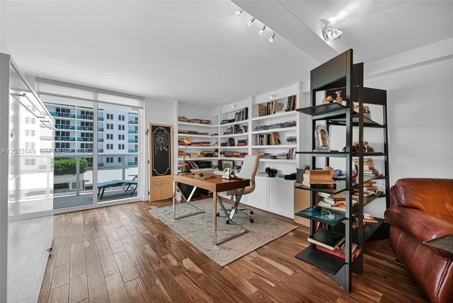 2401 Collins Ave 504, Miami Beach, FL 33140