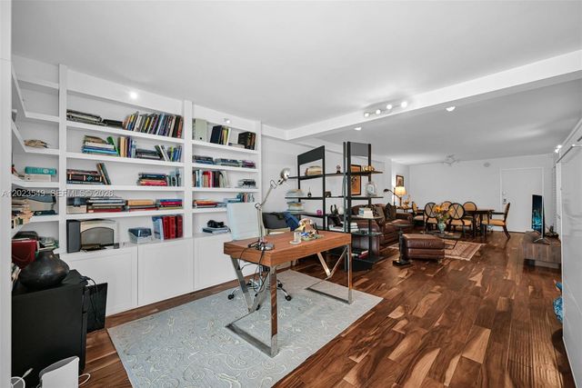 2401 Collins Ave 504, Miami Beach, FL 33140