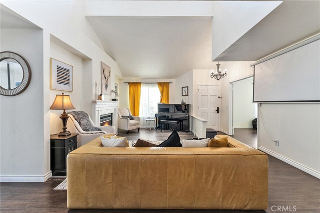919 Bidwell, San Dimas, CA 91773