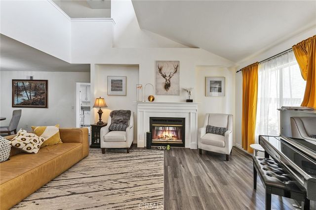 919 Bidwell, San Dimas, CA 91773