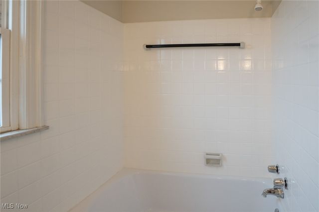 452 W Midlothian Boulevard, Youngstown, OH 44511