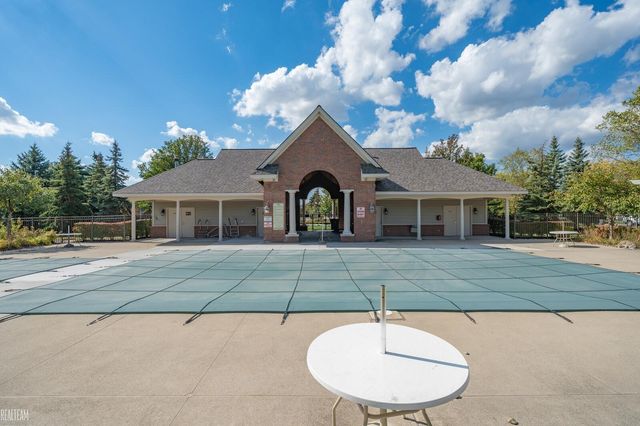 15357 Yale Drive, Clinton Twp, MI 48038