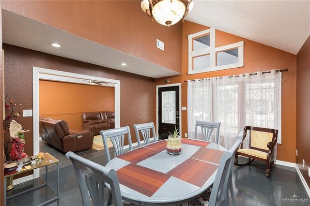 4201 N Palm Drive, Pharr, TX 78577