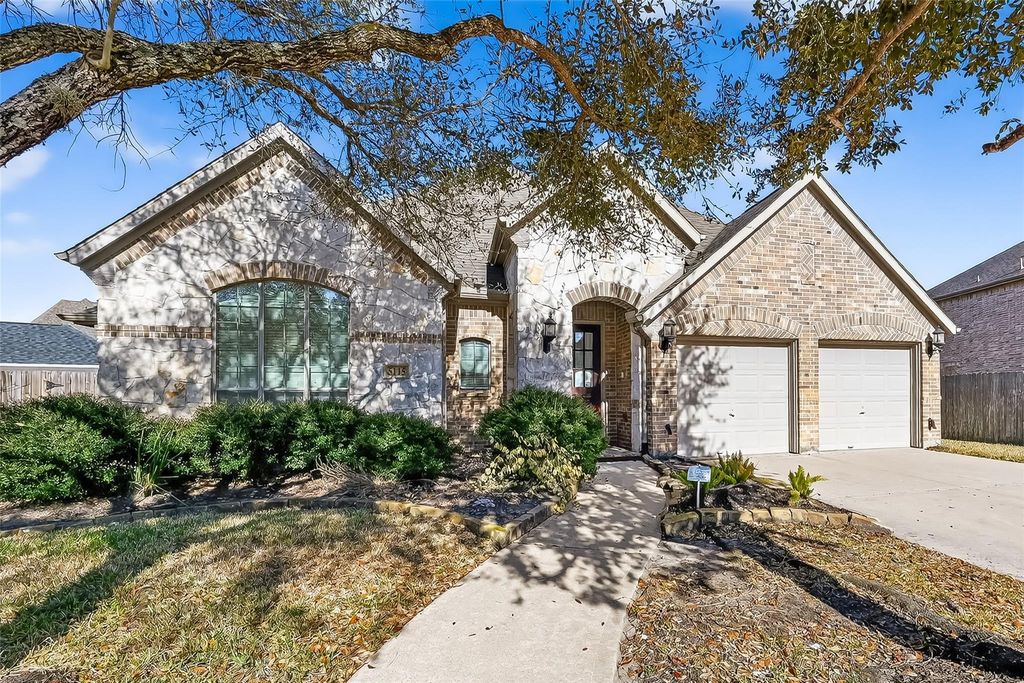 5115 Field Briar Lane, Sugar Land, TX 77479