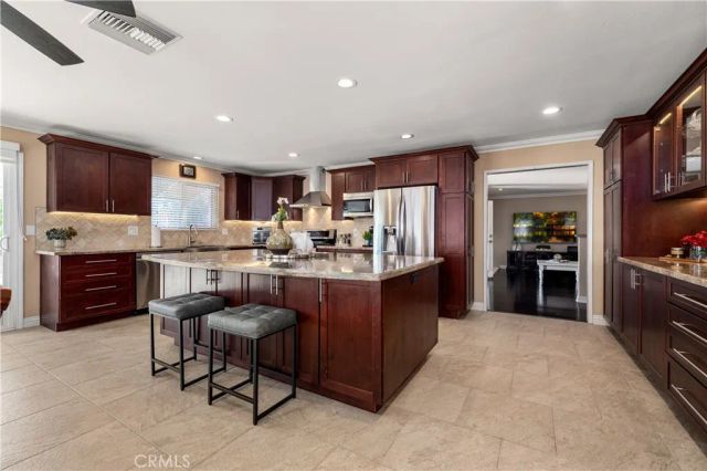 390 N Milford Road, Orange, CA 92867