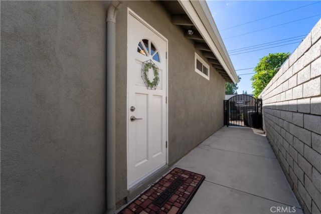 390 N Milford Road, Orange, CA 92867