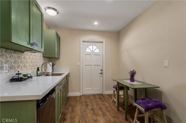 390 N Milford Road, Orange, CA 92867