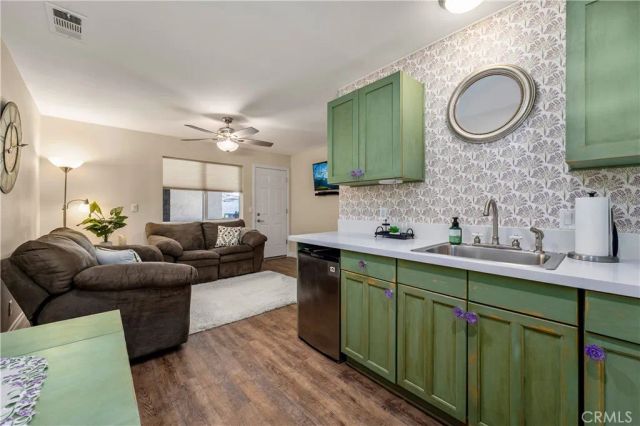390 N Milford Road, Orange, CA 92867