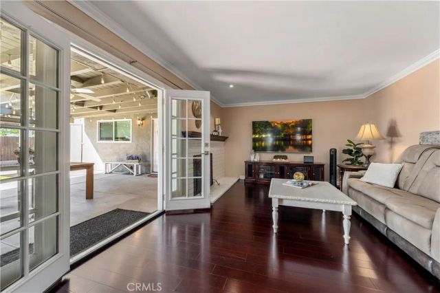 390 N Milford Road, Orange, CA 92867