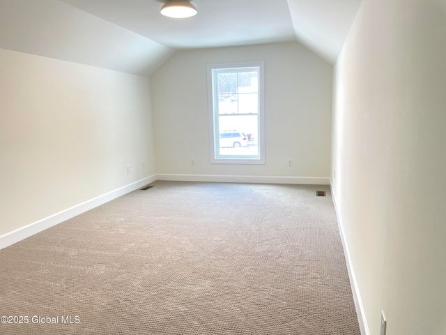 1 Jennifer Lane, Milton, NY 12020