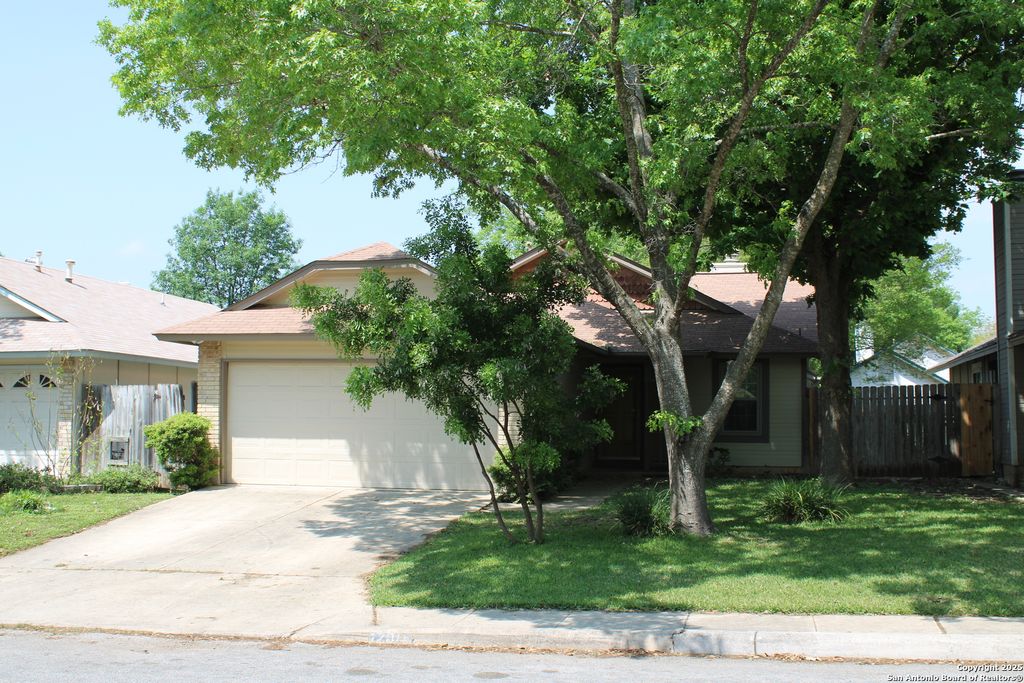 12015 STONEY PASS, San Antonio, TX 78247
