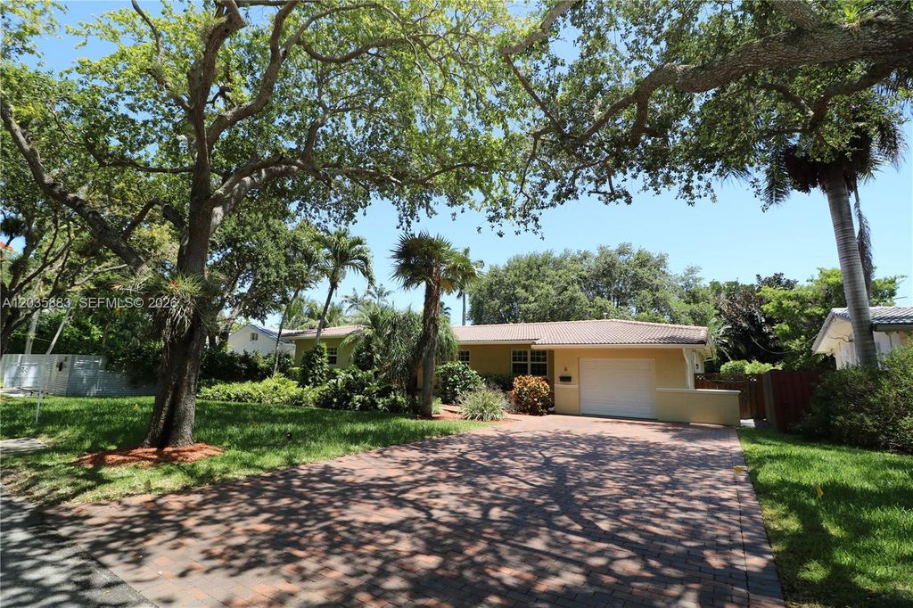 6160 SW 84th Street, South Miami, FL 33143