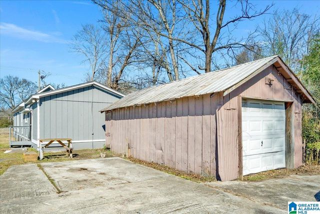 2817 AVENUE C, Birmingham, AL 35218