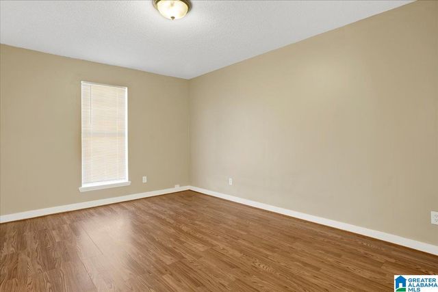 2817 AVENUE C, Birmingham, AL 35218